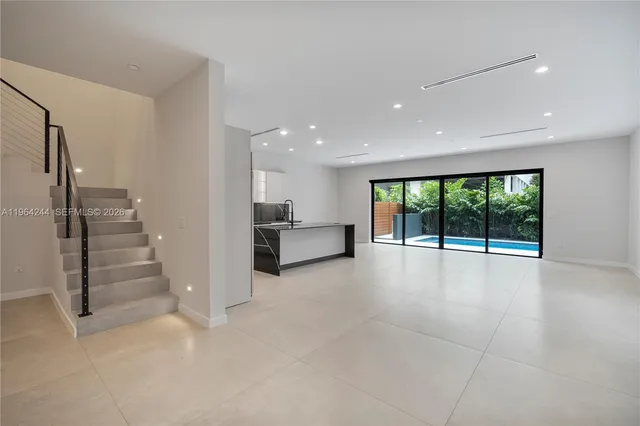 $2,965,000 | 2962 West Trade Avenue, Coconut Grove, FL 33133