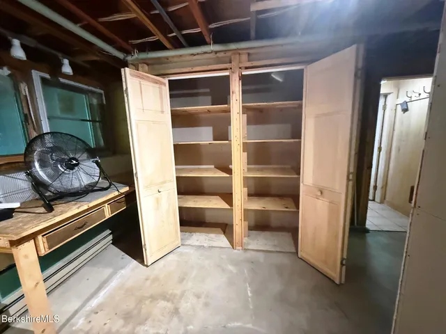 $528,000 | 283 Benton Hill Road, Becket, MA 01223