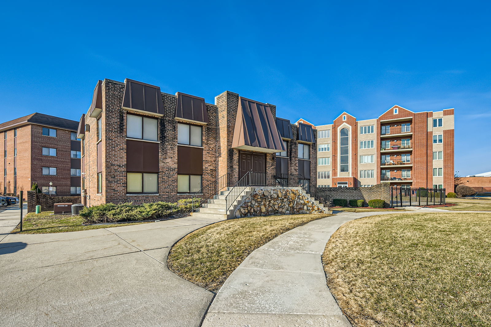 2301 183rd Street, Unit 309 Homewood, IL 60430 - Photo 23 of 24 Gallery Image 23