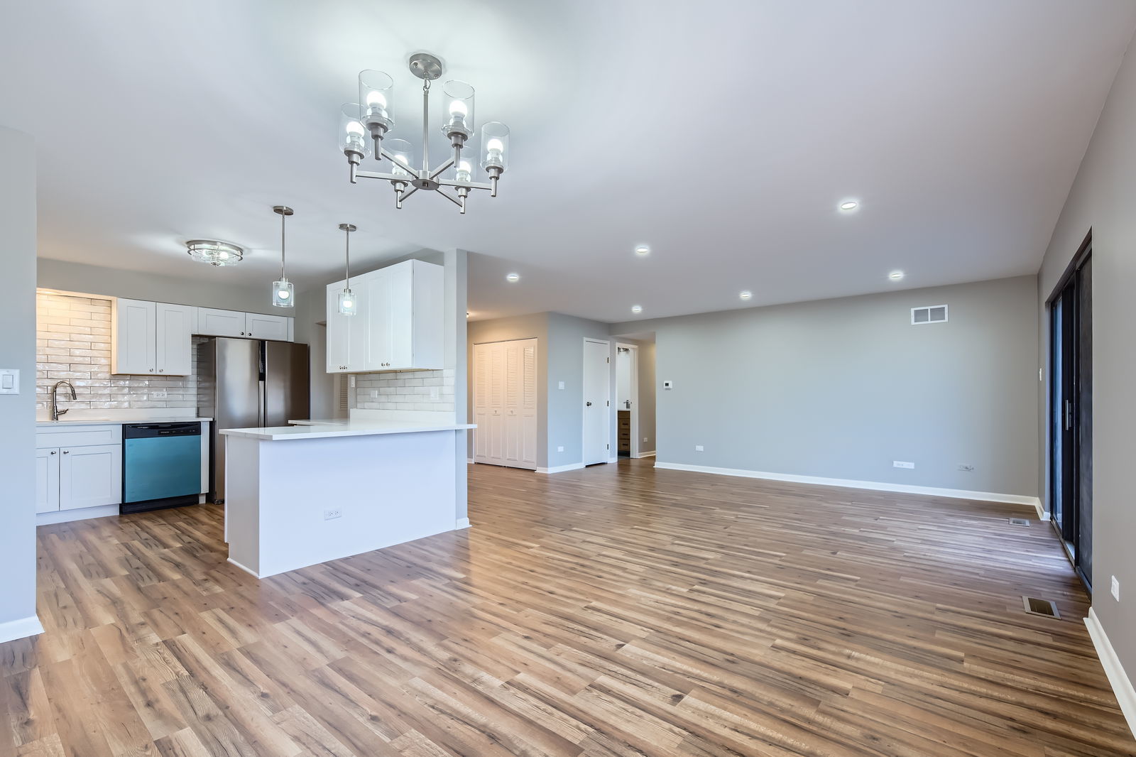 2301 183rd Street, Unit 309 Homewood, IL 60430 - Photo 7 of 24 Gallery Image 7