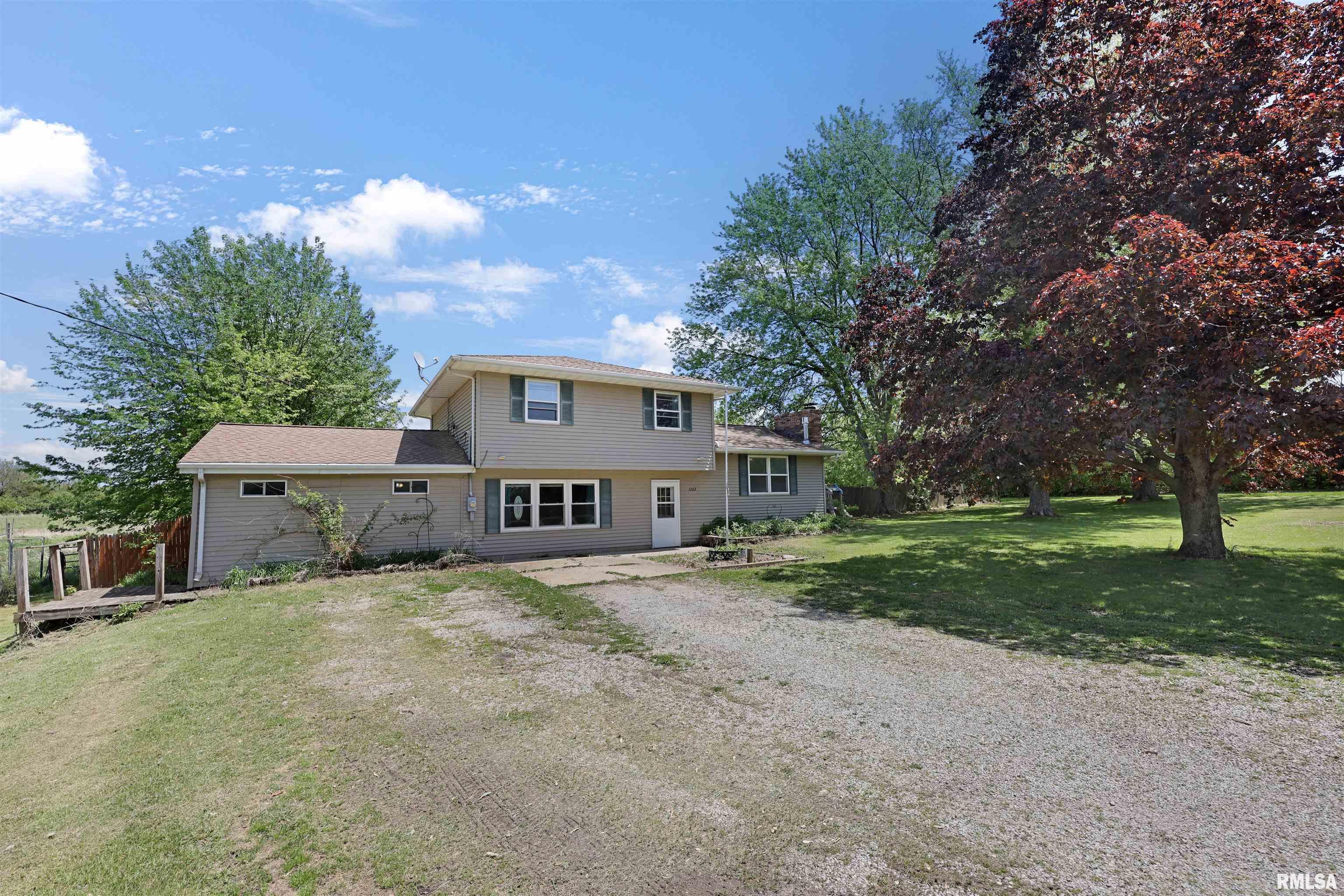 1302 Lourdes Road Metamora, IL 61548 - Photo 3 of 38