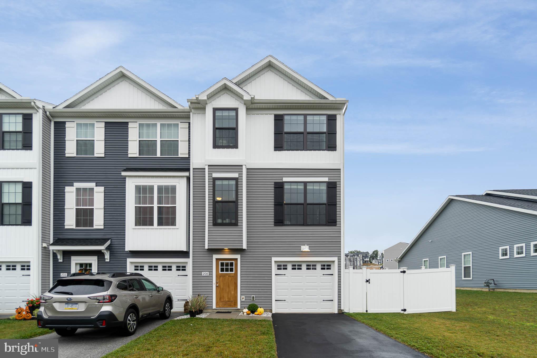 208 South Center Street Hanover, PA 17331 - Photo 1 of 25 Gallery Image 1
