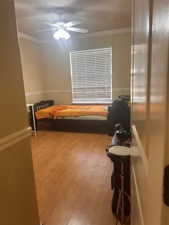 $2,000 | 7811 Fall Glen Drive, Houston, TX 77040