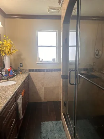 $2,000 | 7811 Fall Glen Drive, Houston, TX 77040