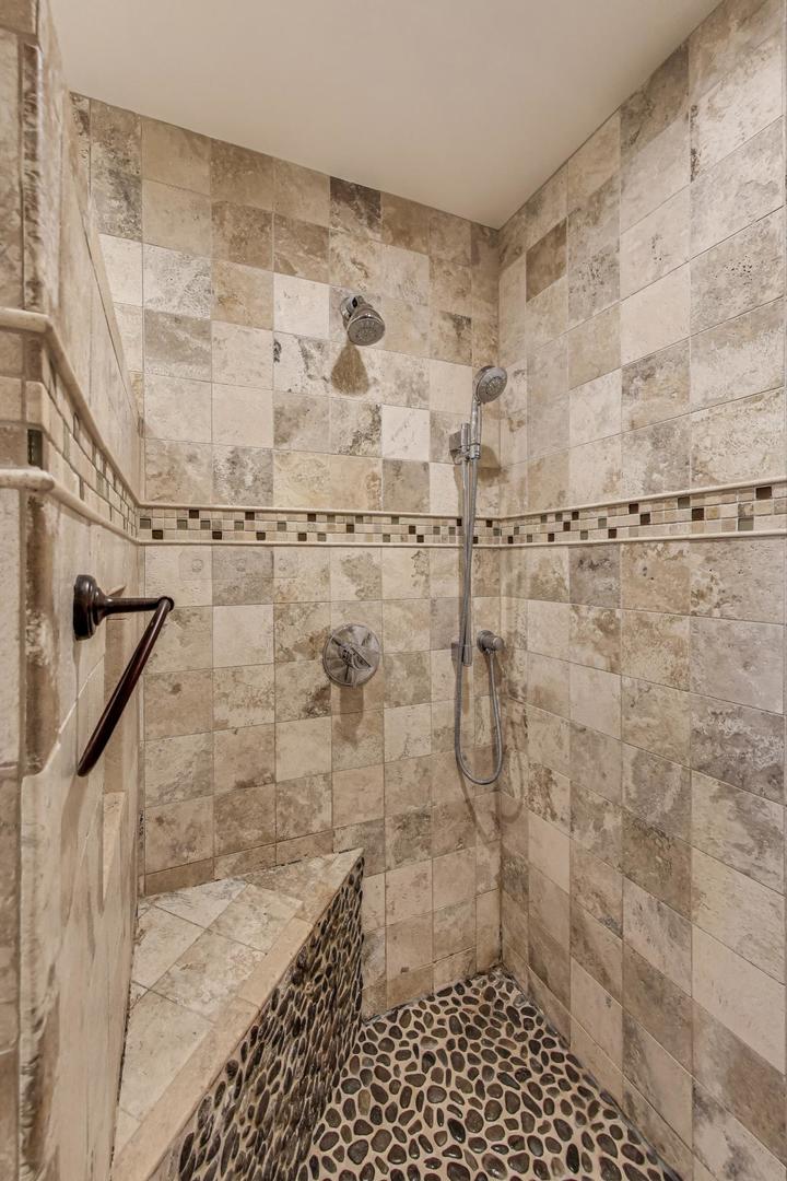 6420 North Navajo Avenue Chicago, IL 60646 - Photo 18 of 25