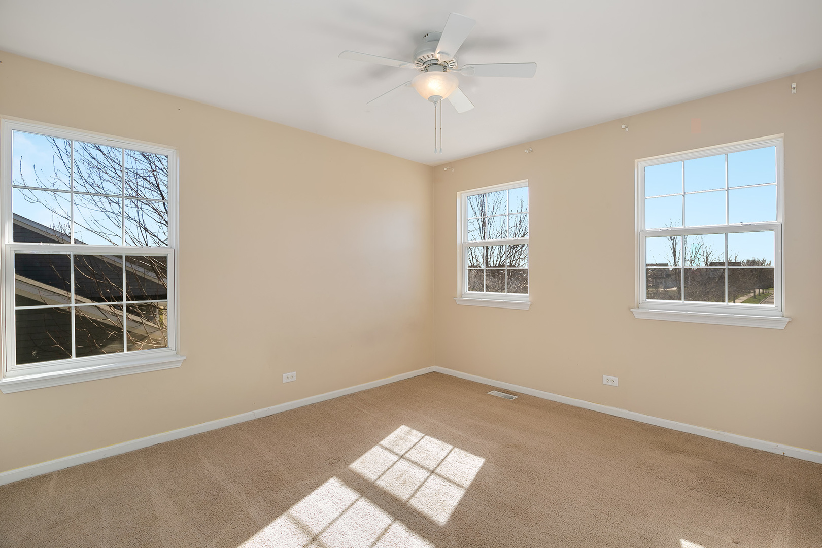 222 Atwell Street Elgin, IL 60124 - Photo 21 of 32
