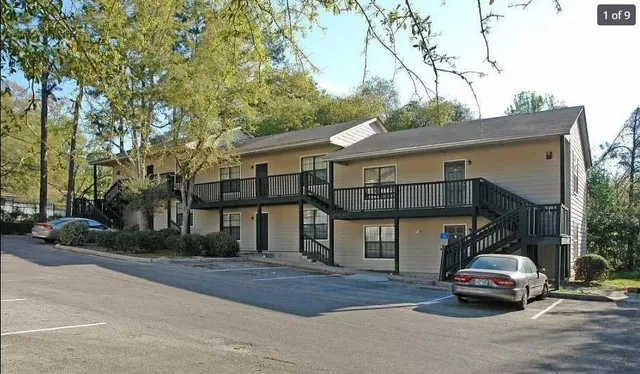 $1,000 | 911 Richmond Street, Tallahassee, FL 32304