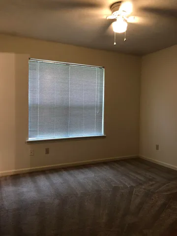 $1,000 | 911 Richmond Street, Tallahassee, FL 32304