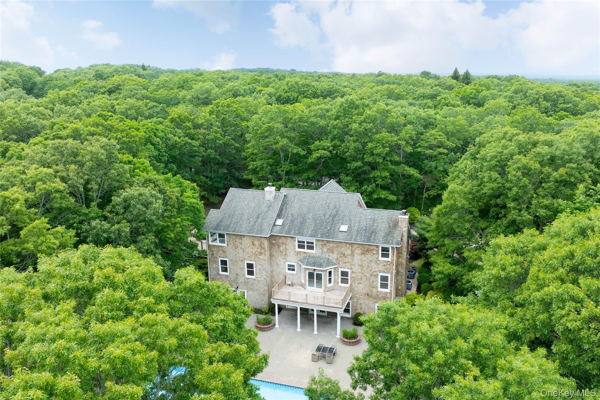 1999 Deerfield Road Water Mill, NY 11976 - Photo 34 of 35