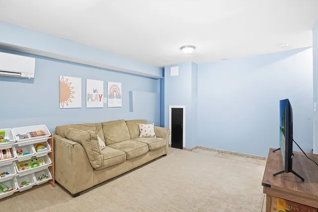 $739,900 | 227 Water Street, Framingham, MA 01701