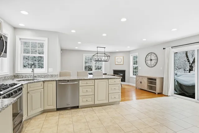 $739,900 | 227 Water Street, Framingham, MA 01701