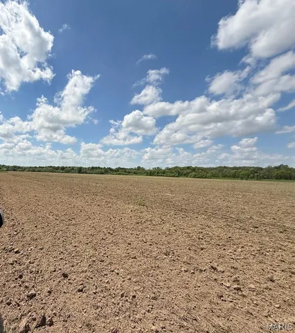 $2,200,500 | 163 M/l Salt River, Shelbyville, MO 63469