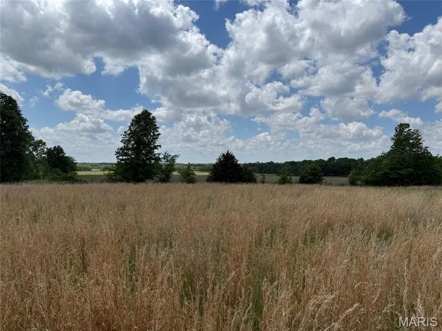 $2,200,500 | 163 M/l Salt River, Shelbyville, MO 63469