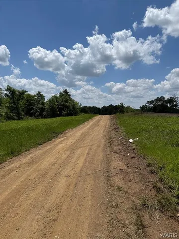 $2,200,500 | 163 M/l Salt River, Shelbyville, MO 63469