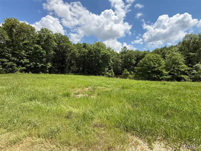 $2,200,500 | 163 M/l Salt River, Shelbyville, MO 63469