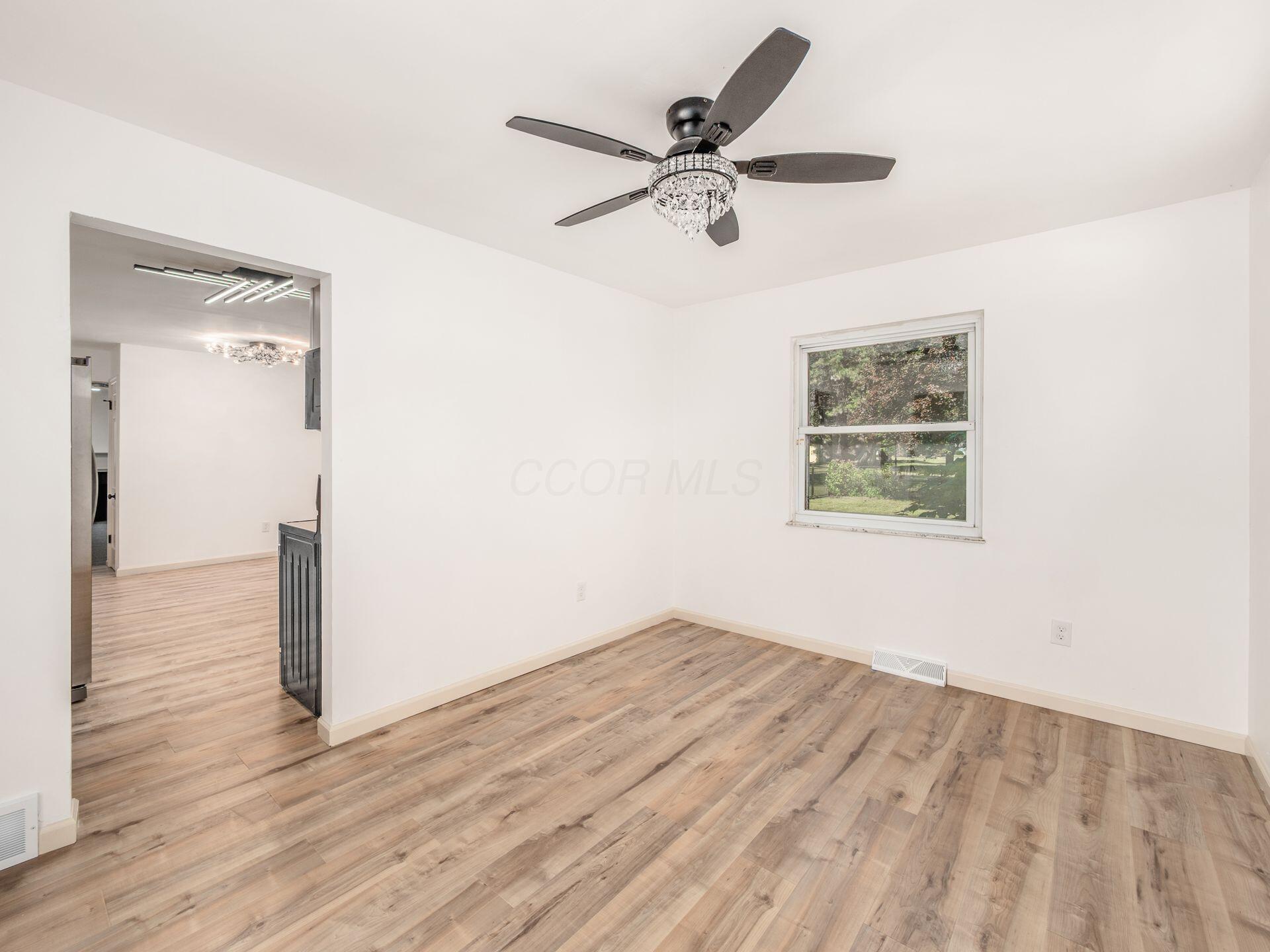856 Cummington Road Columbus, OH 43213 - Photo 15 of 75 013_adaa_A 856 Cummington 021