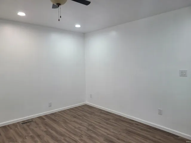 $129,999 | 715 Vigo Street, Vincennes, IN 47591