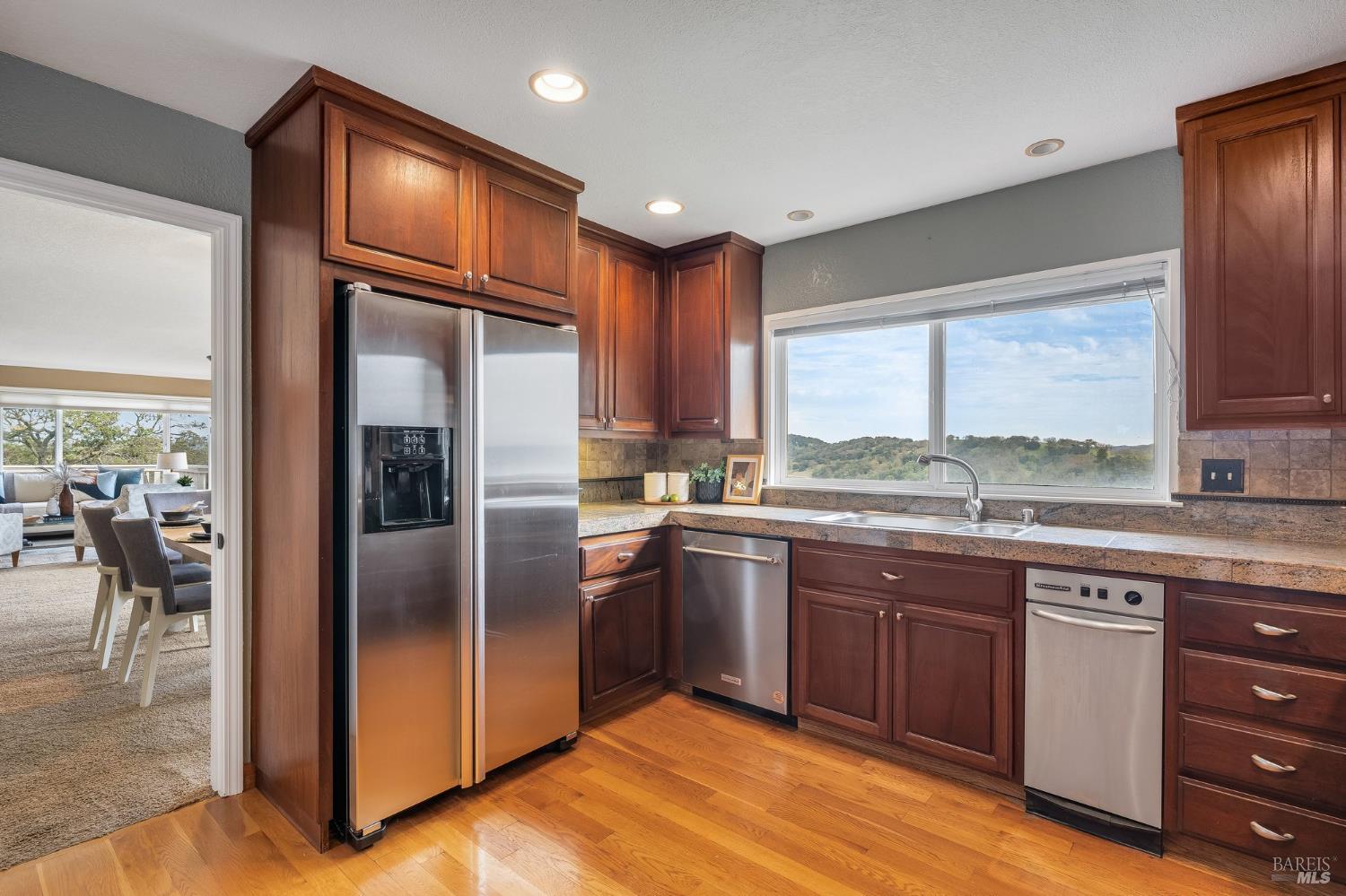 55 Rockrose Way Novato, CA 94945 - Photo 16 of 63