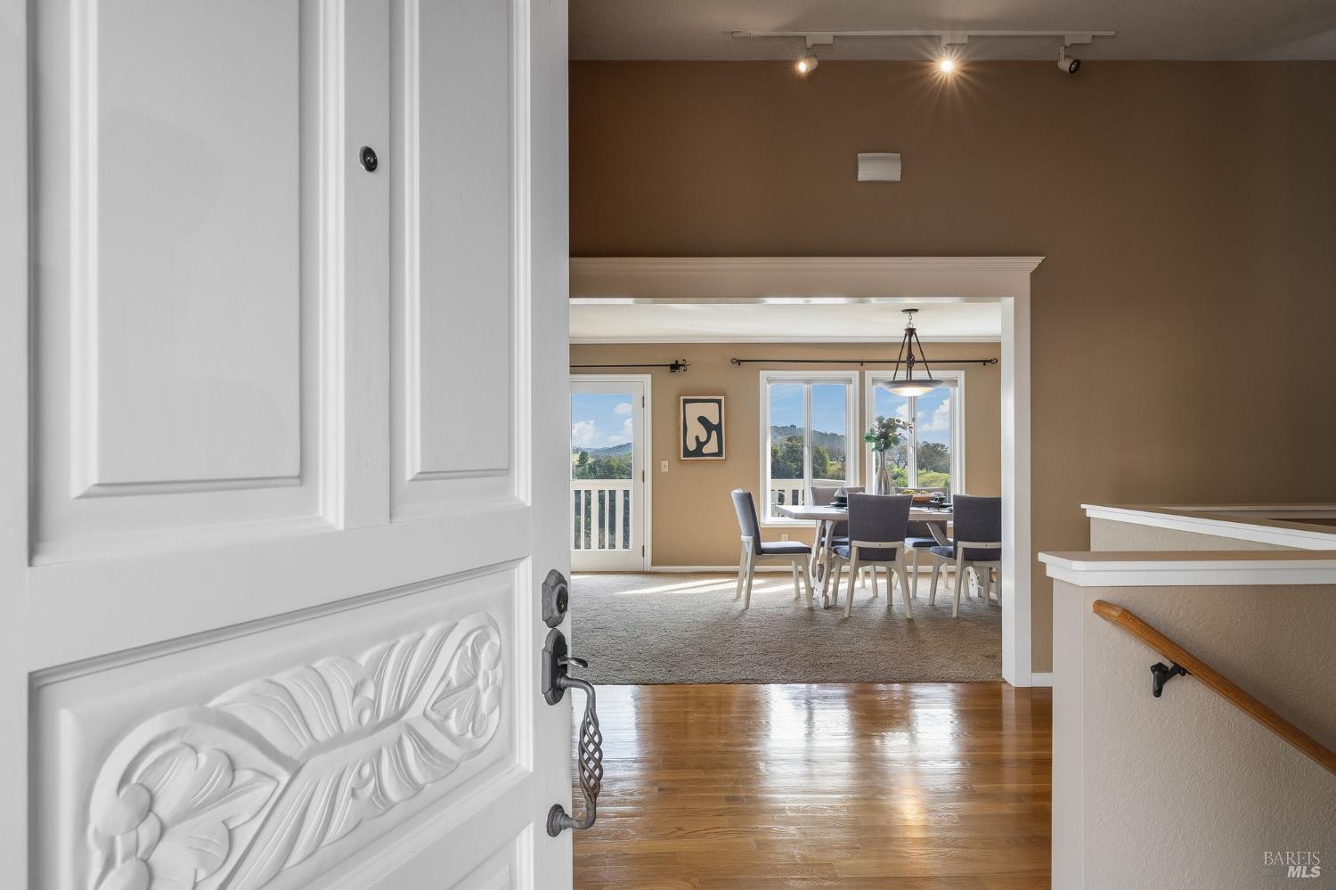 55 Rockrose Way Novato, CA 94945 - Photo 3 of 63