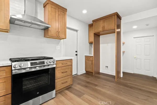 $1,124,900 | 2177 West Midwood Lane, Anaheim, CA 92804