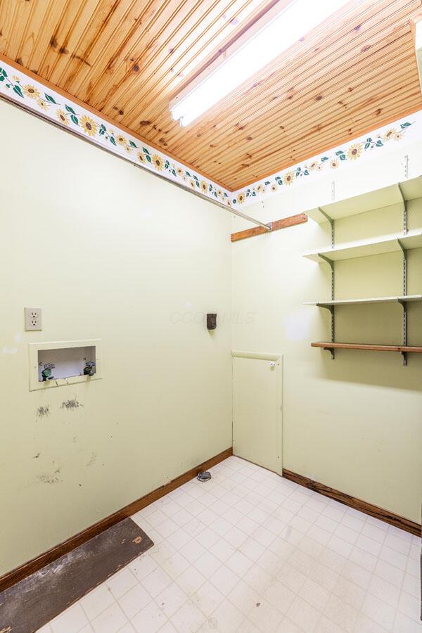 3744 Hazelton-Etna Road Southwest Pataskala, OH 43062 - Photo 30 of 87 First Floor Laundry Room