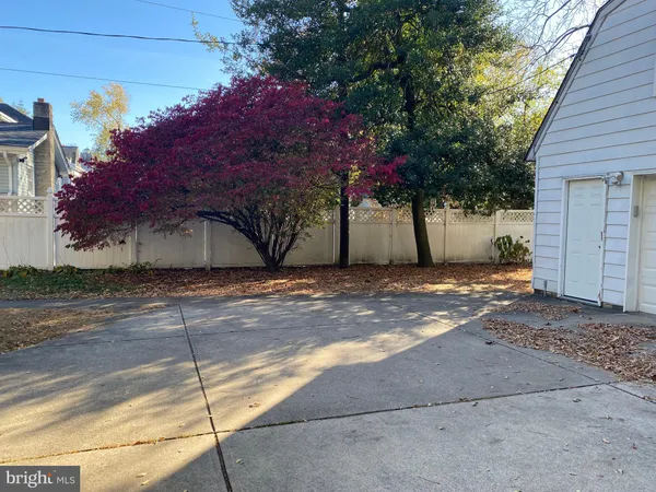 $2,400 | 712 Grove Street, Haddonfield, NJ 08033