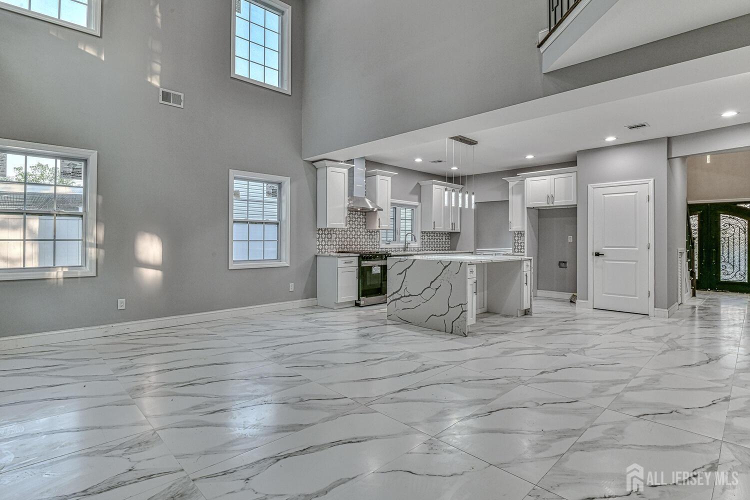 31 Ashley Road Edison, NJ 08817 - Photo 17 of 47 a view of kitchen and windows