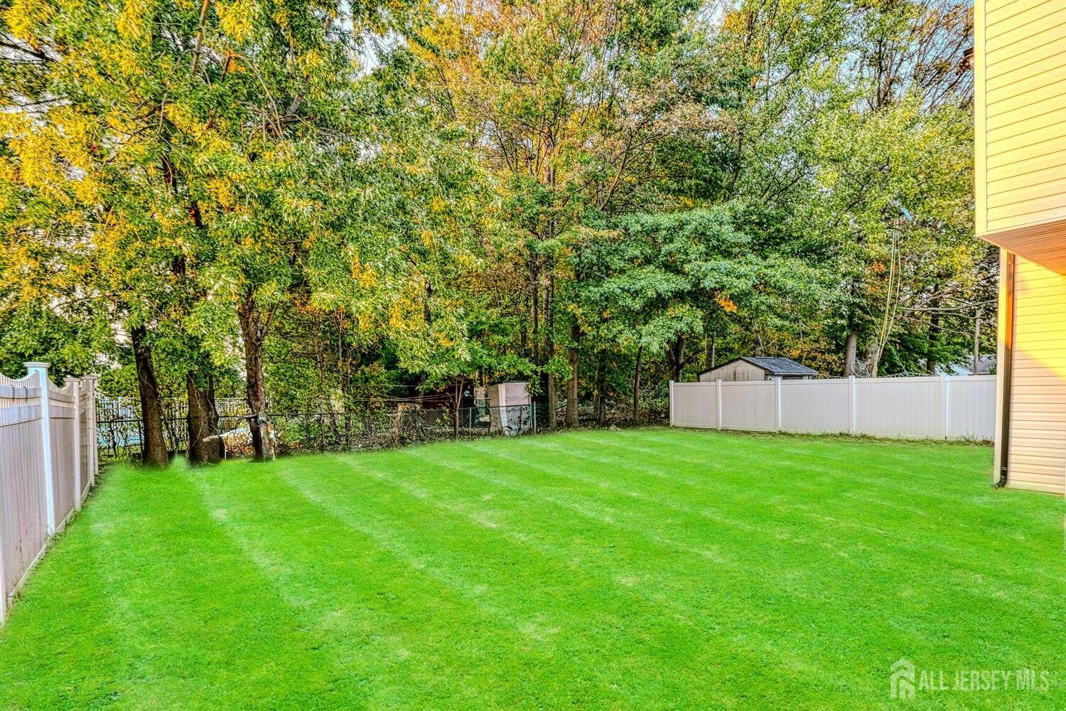 31 Ashley Road Edison, NJ 08817 - Photo 42 of 47 a view of a back yard