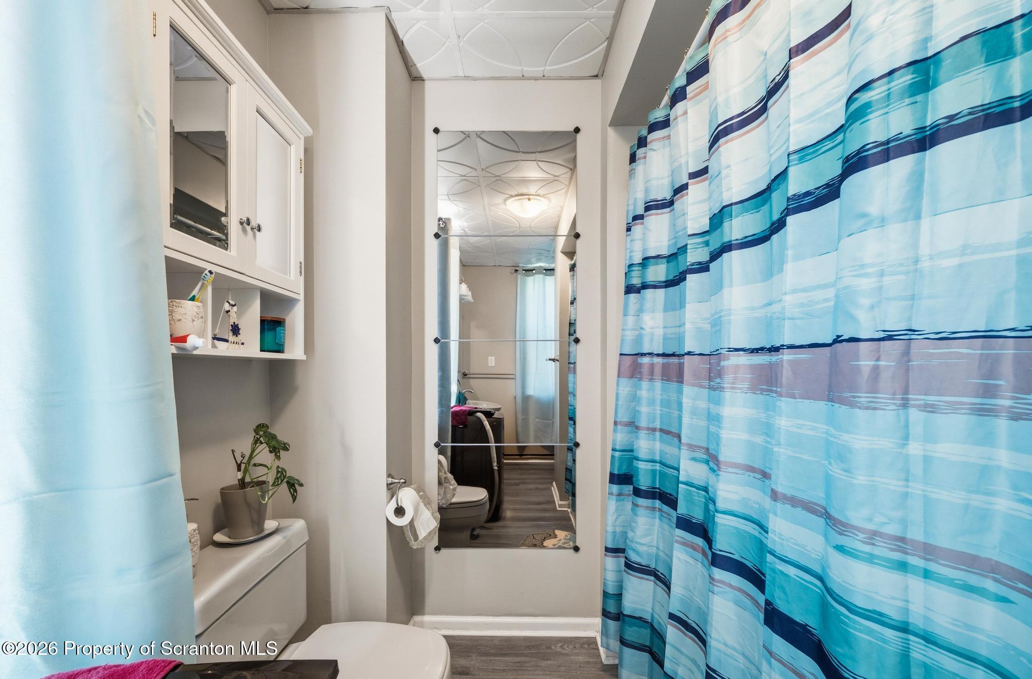 518 Prospect Avenue Scranton, PA 18505 - Photo 49 of 59 a bathroom with a bathtub and a shower