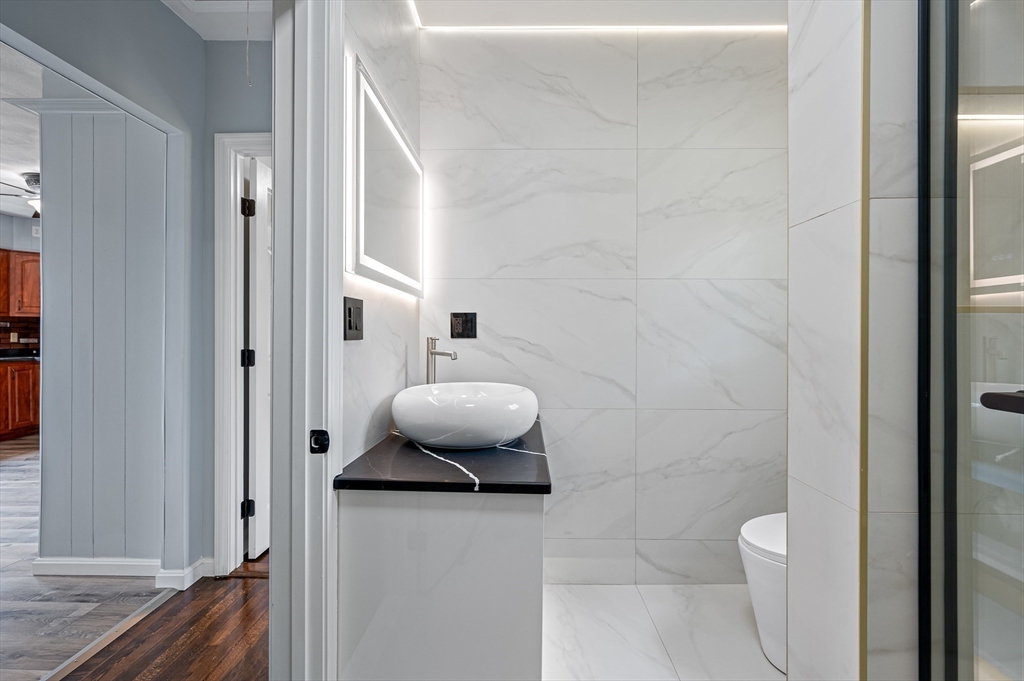 7 Pasadena Parkway Worcester, MA 01605 - Photo 12 of 26