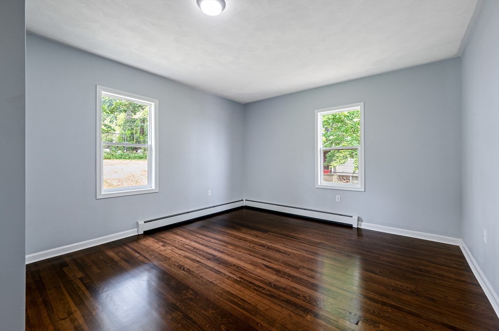 7 Pasadena Parkway Worcester, MA 01605 - Photo 23 of 26