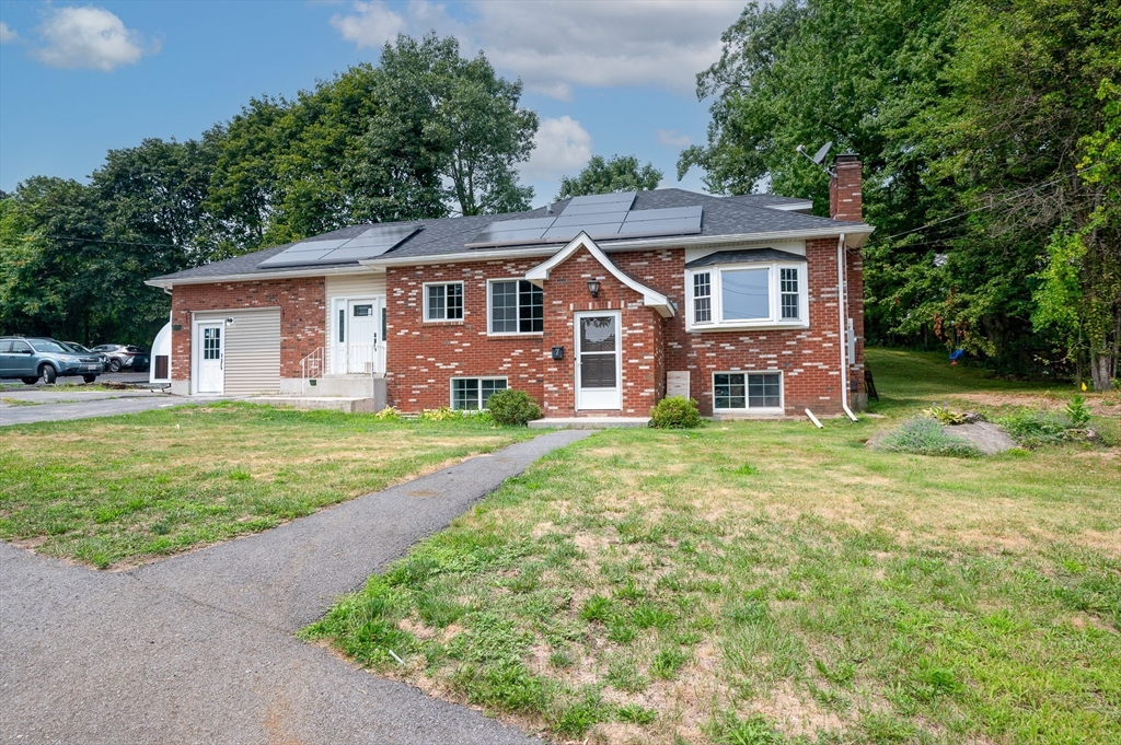 7 Pasadena Parkway Worcester, MA 01605 - Photo 3 of 26