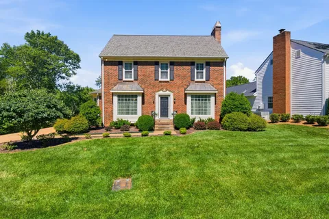 $850,000 | 166 Cottonwood Drive, Franklin, TN 37069