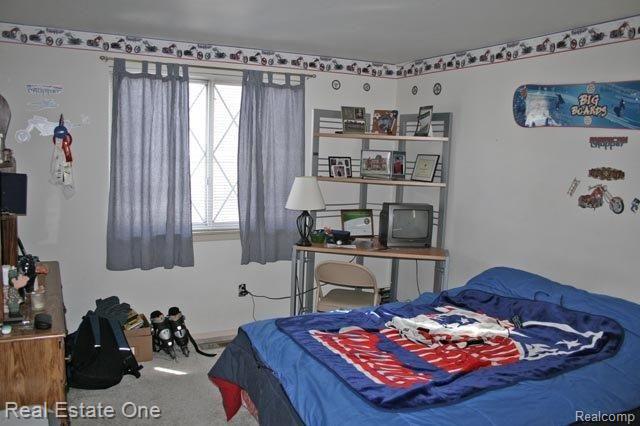 6390 Orion Road Rochester, MI 48306 - Photo 8 of 9 Second Bedroom