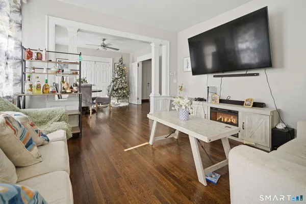 $675,000 | 254 Wayne Street, Bridgeport, CT 06606