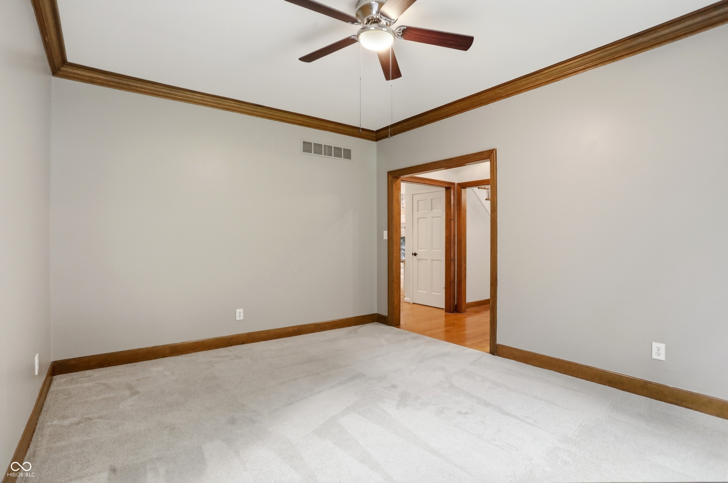 8820 Mud Creek Road Indianapolis, IN 46256 - Photo 14 of 136