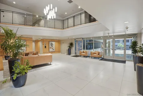 $449,000 | 425 West Beech Street, Unit 107, San Diego, CA 92101