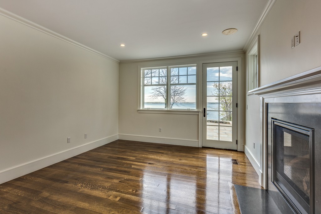 12 Davis Road Marblehead, MA 01945 - Photo 18 of 30