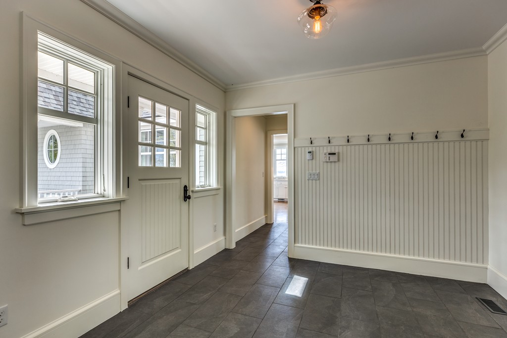 12 Davis Road Marblehead, MA 01945 - Photo 19 of 30