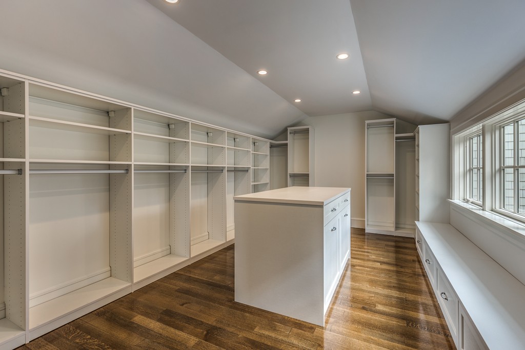 12 Davis Road Marblehead, MA 01945 - Photo 22 of 30