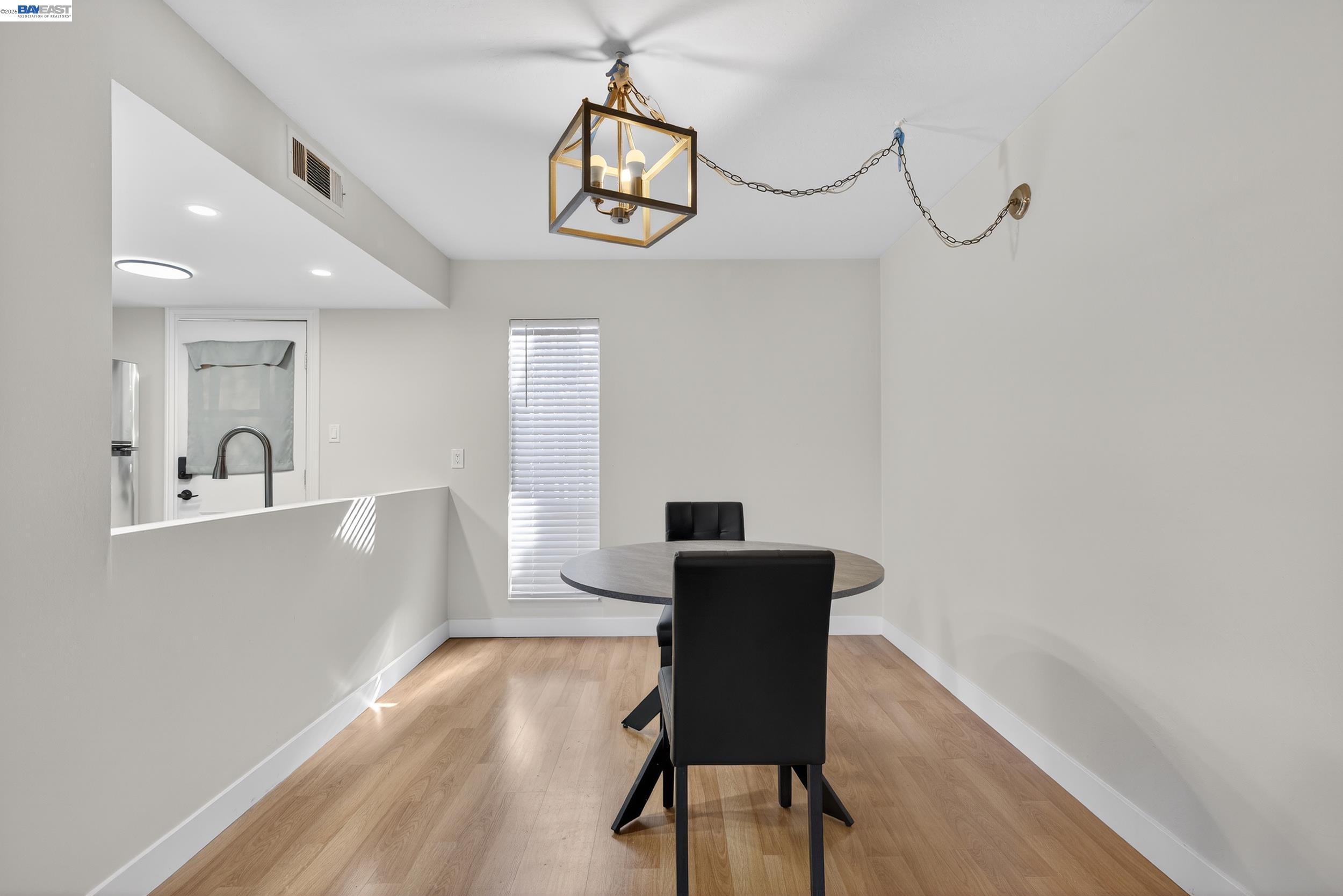 5497 Roundtree Drive, Unit D Concord, CA 94521 - Photo 8 of 24