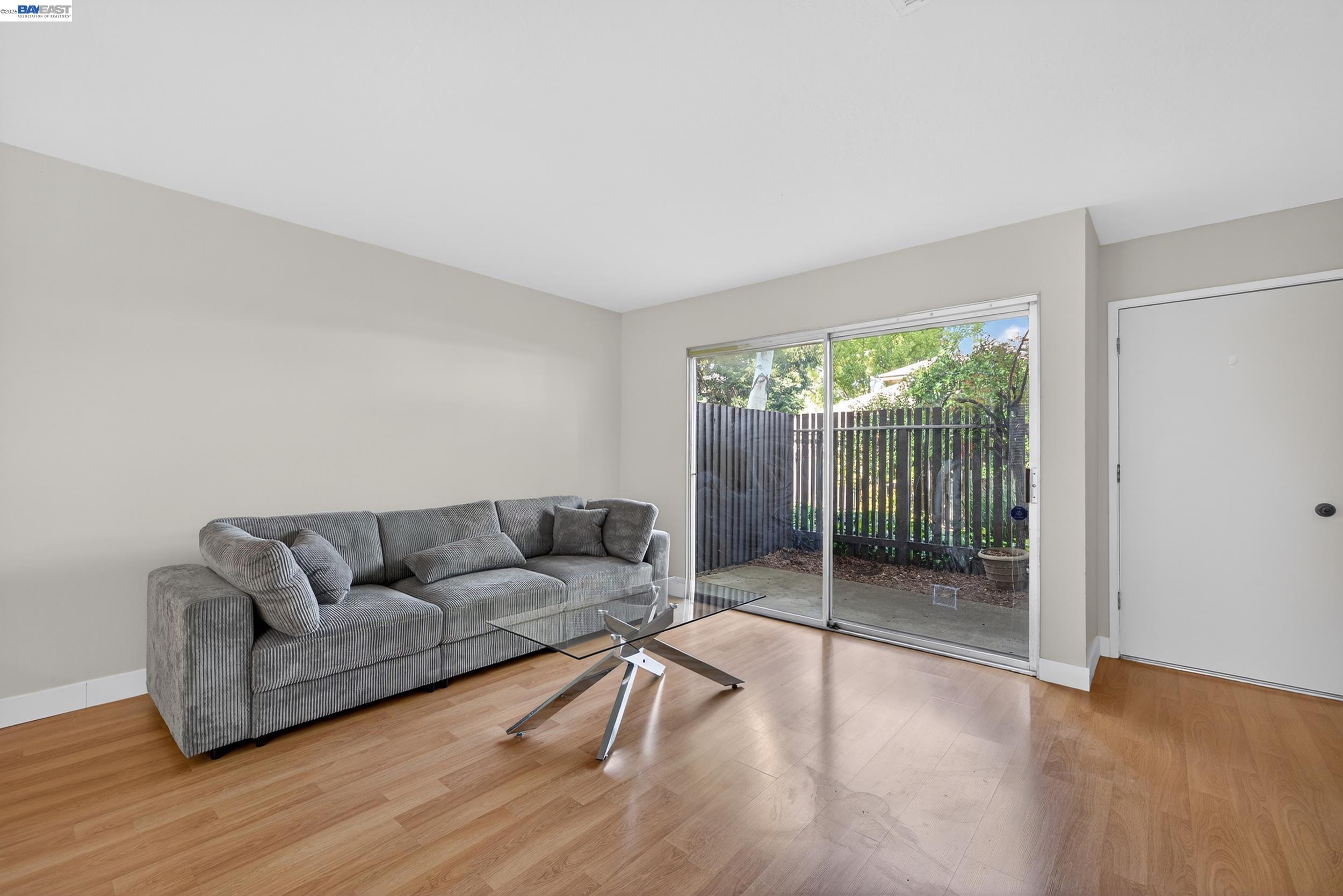 5497 Roundtree Drive, Unit D Concord, CA 94521 - Photo 10 of 24