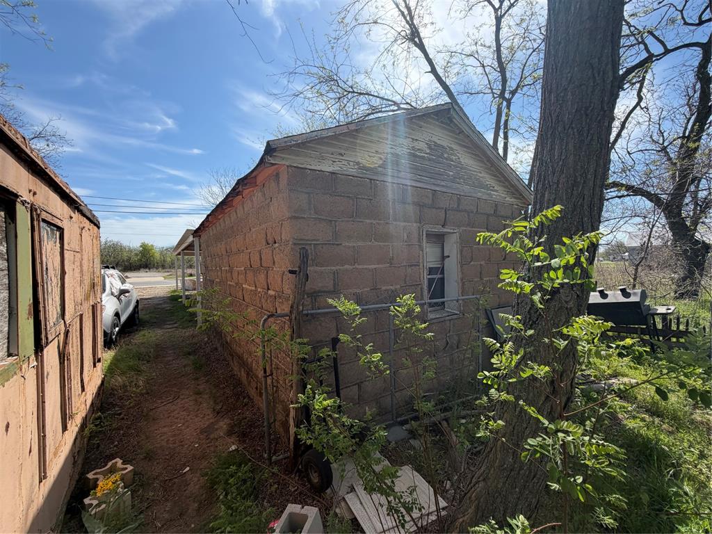 503 North Main Street Rising Star, TX 76471 - Photo 22 of 25