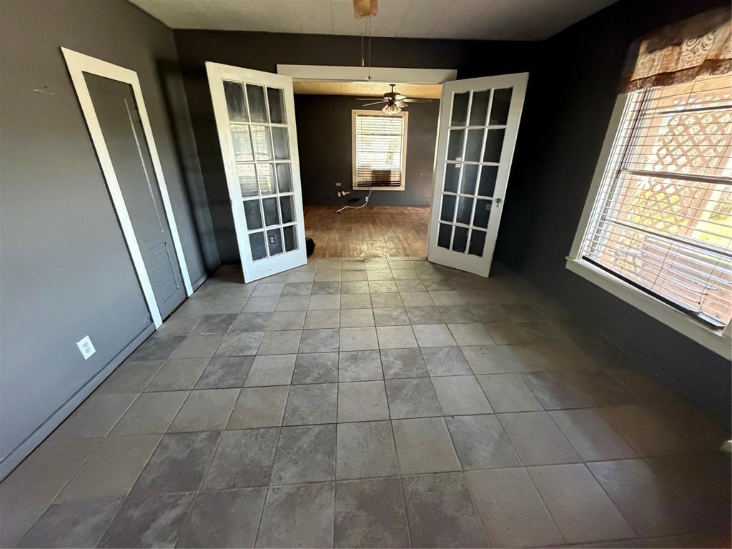 503 North Main Street Rising Star, TX 76471 - Photo 10 of 25