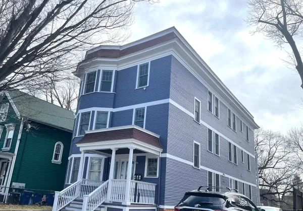 $899,999 | 572 Elm Street, New Haven, CT 06511
