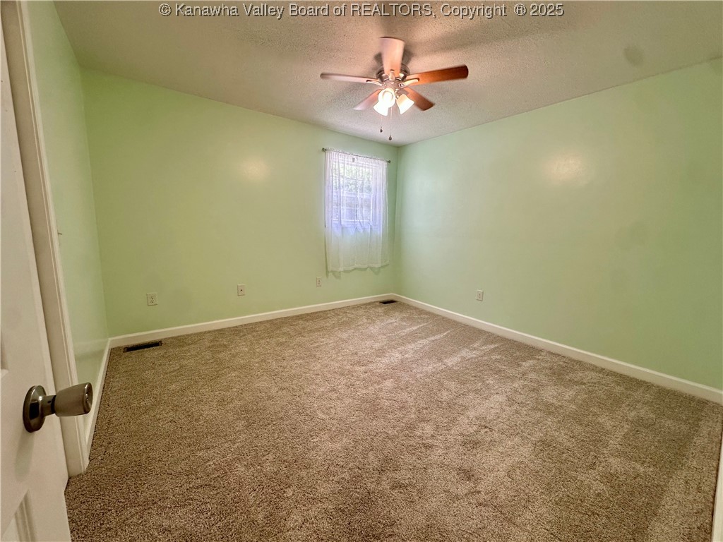 282 Hidden Valley Road Chapmanville, WV 25508 - Photo 14 of 40 Gallery Image 14