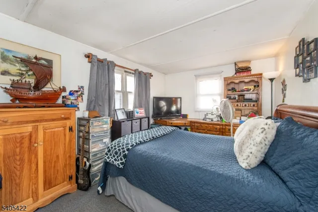 $279,900 | 6 Mulberry Street, Hamburg, NJ 07419