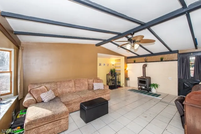 $279,900 | 6 Mulberry Street, Hamburg, NJ 07419