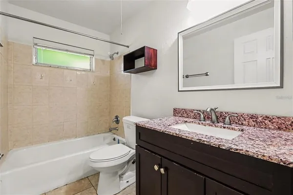 $2,500 | 2874 Indianwood Drive, Sarasota, FL 34232