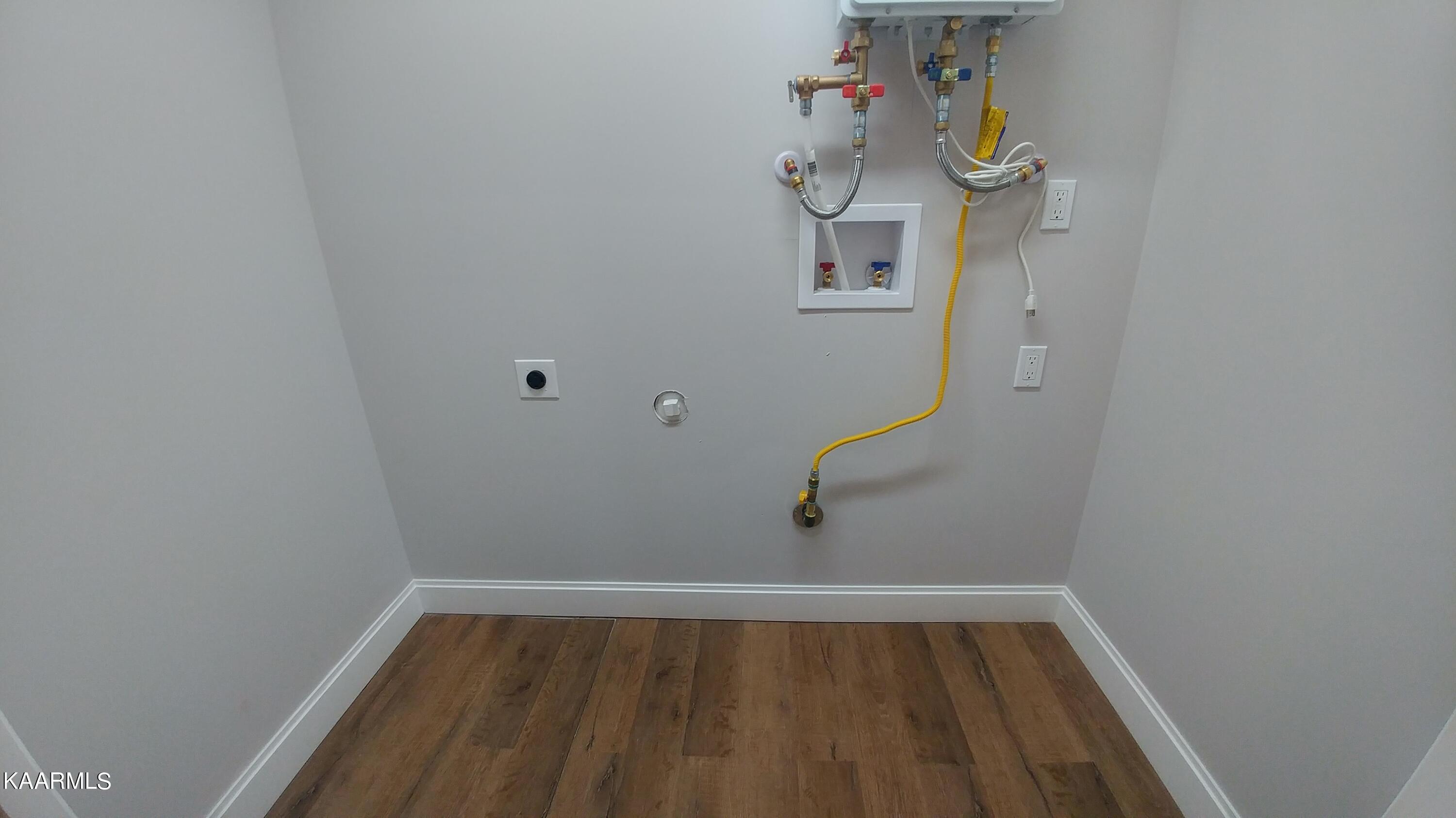 109 Marshall Circle Oak Ridge, TN 37830 - Photo 21 of 40 0902221539b_HDR